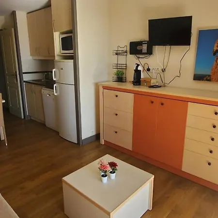 Apartamento Comfortable Nest With Pool And Sea View