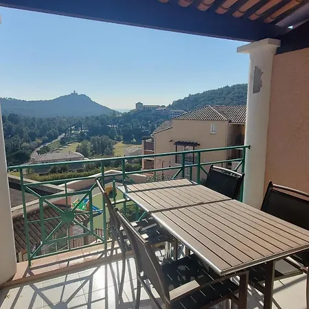 Apartman Comfortable Nest With Pool And Sea View Saint-Raphaël