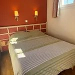 Comfortable Nest With Pool And Sea View *